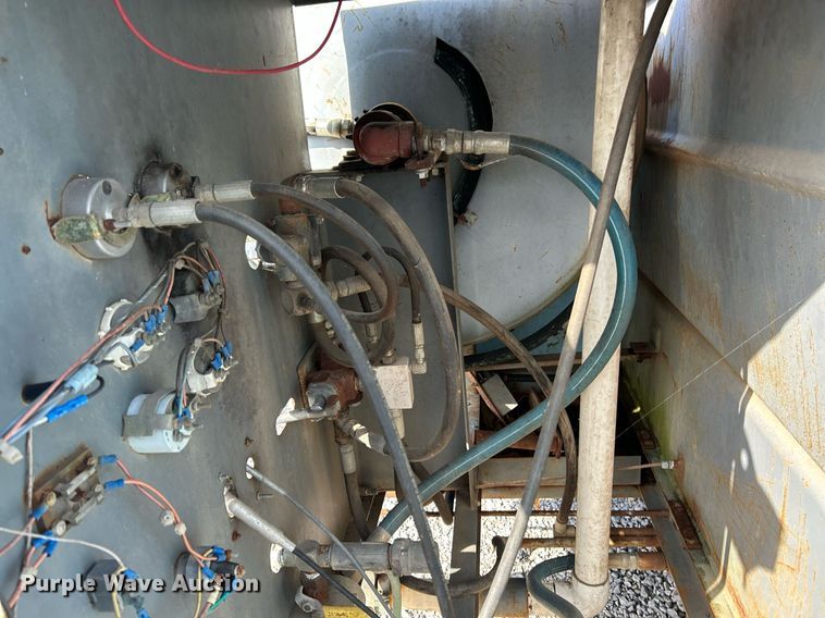 image for item NQ9935 1993 Sreco Flexible HV2060TR/L  sewer jetter trailer