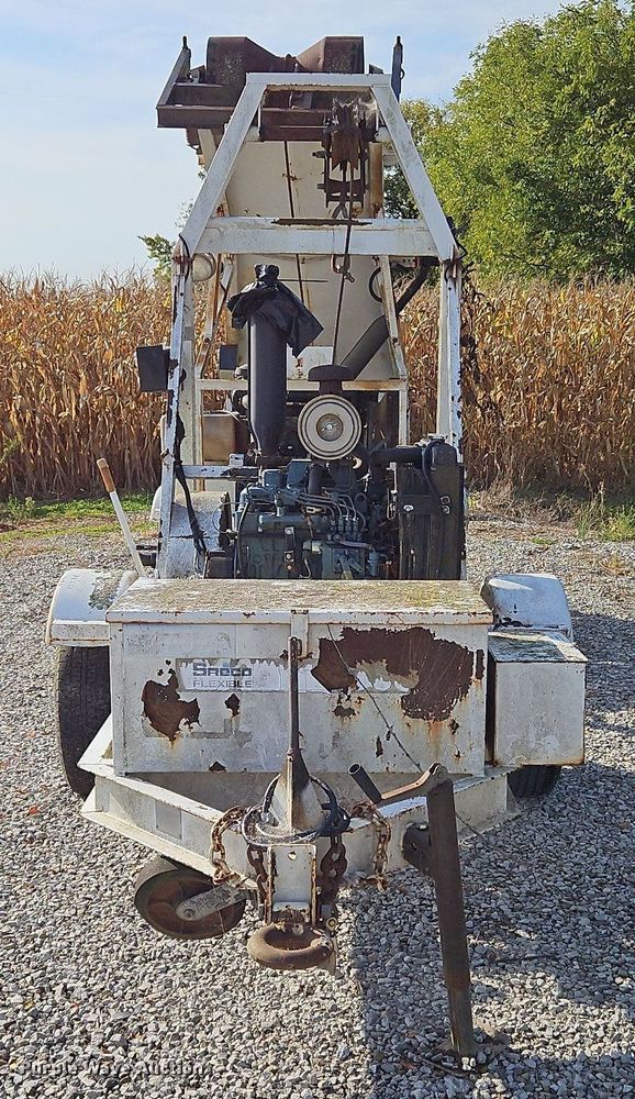 image for item NQ9936 (2) Sreco Flexible pull-in bucket machines