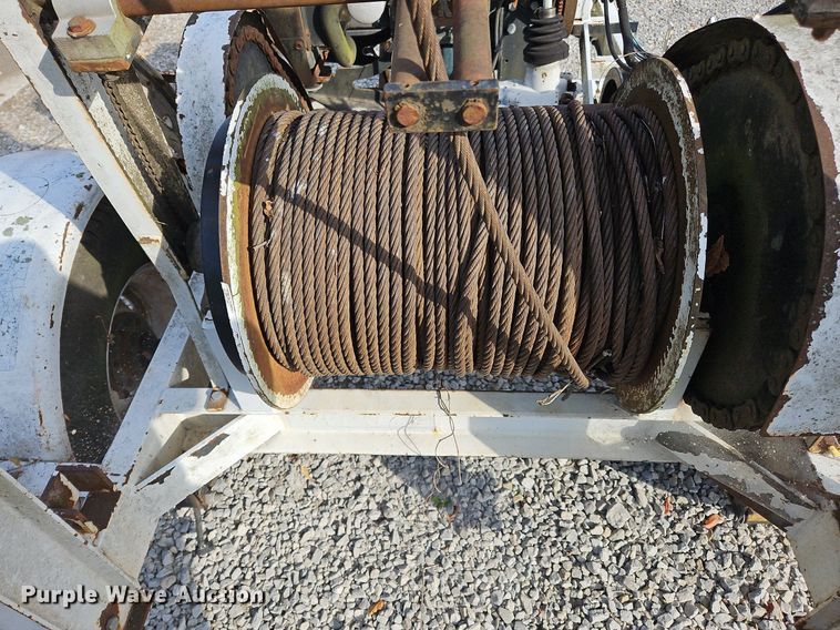 image for item NQ9936 (2) Sreco Flexible pull-in bucket machines