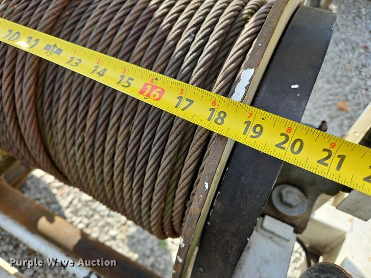 image for item NQ9936 (2) Sreco Flexible pull-in bucket machines