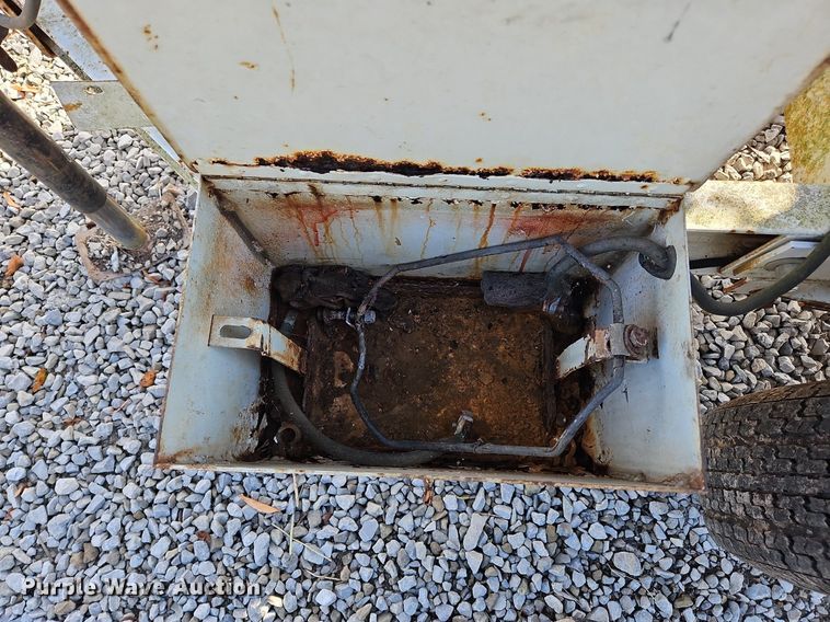 image for item NQ9936 (2) Sreco Flexible pull-in bucket machines