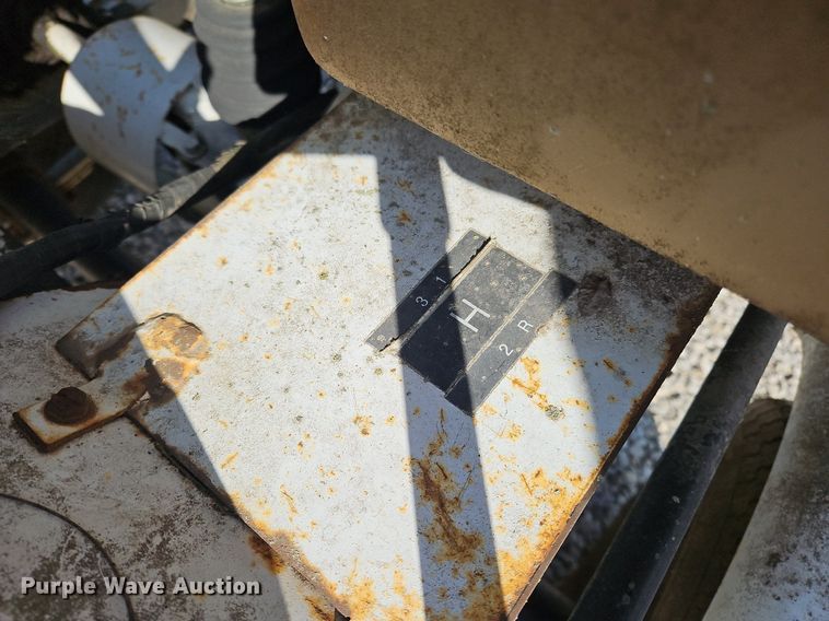 image for item NQ9936 (2) Sreco Flexible pull-in bucket machines