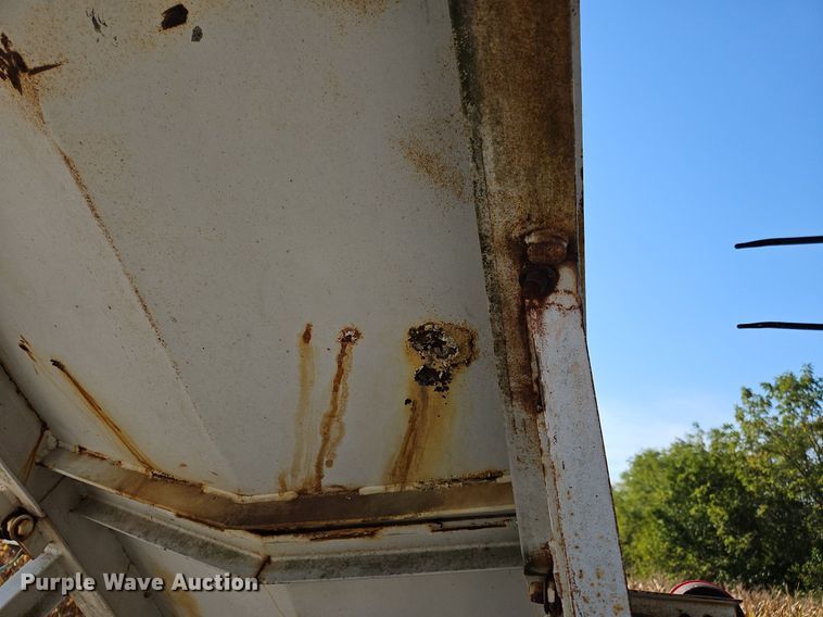 image for item NQ9936 (2) Sreco Flexible pull-in bucket machines