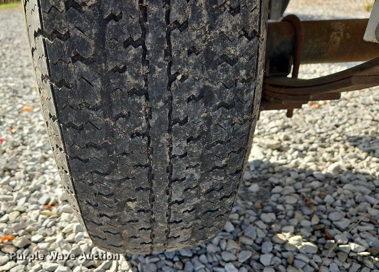 image for item NQ9936 (2) Sreco Flexible pull-in bucket machines