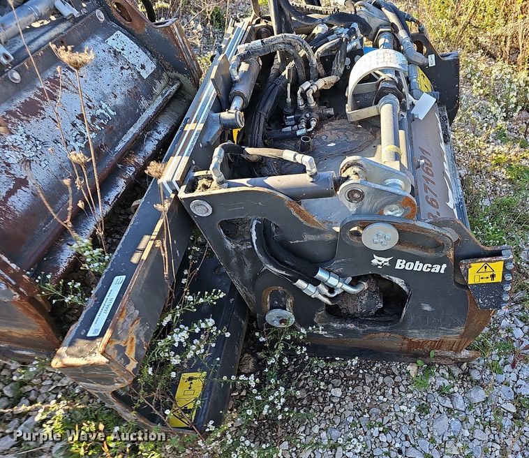 image for item NT9997 2016 Bobcat  40PSL cold planer