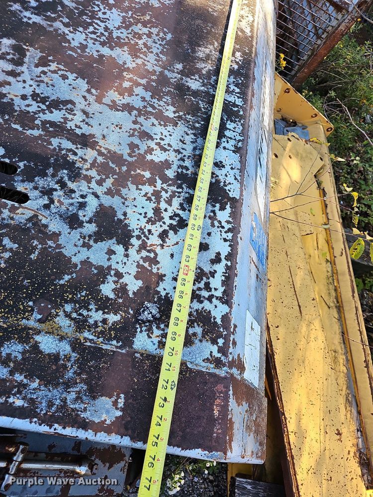 image for item NT9998 2002 FFC LAF3576 skid steer landscape rake