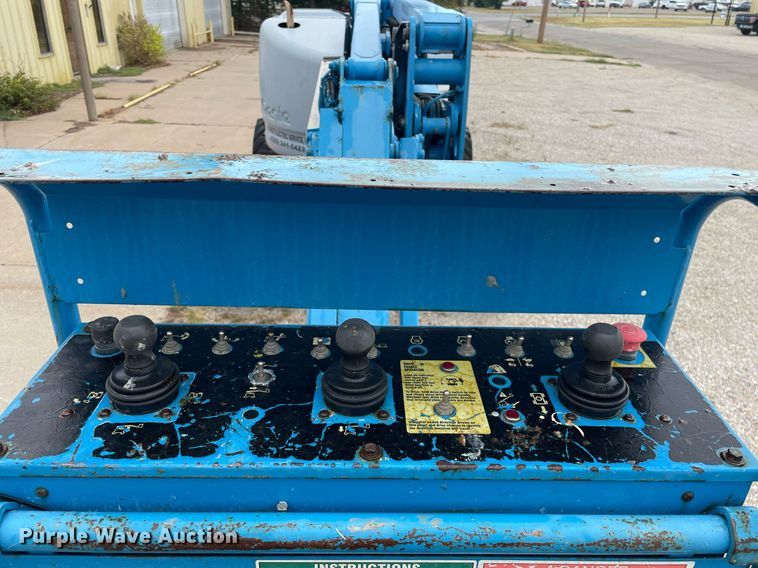 image for item NX9852 2008 Genie Z-45/25J  boom lift