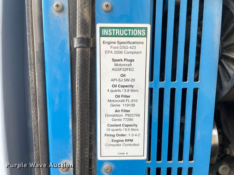 image for item NX9852 2008 Genie Z-45/25J  boom lift