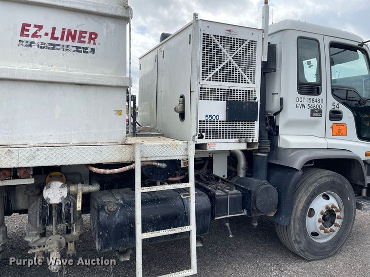 image for item NX9871 1998 Chevrolet T8500  paint striper truck