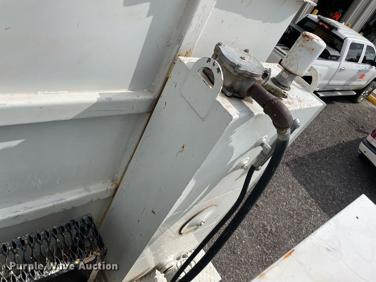 image for item NX9871 1998 Chevrolet T8500  paint striper truck