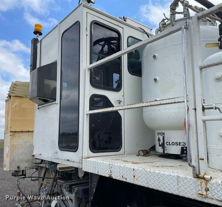 image for item NX9871 1998 Chevrolet T8500  paint striper truck