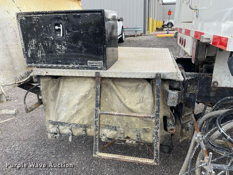 image for item NX9871 1998 Chevrolet T8500  paint striper truck