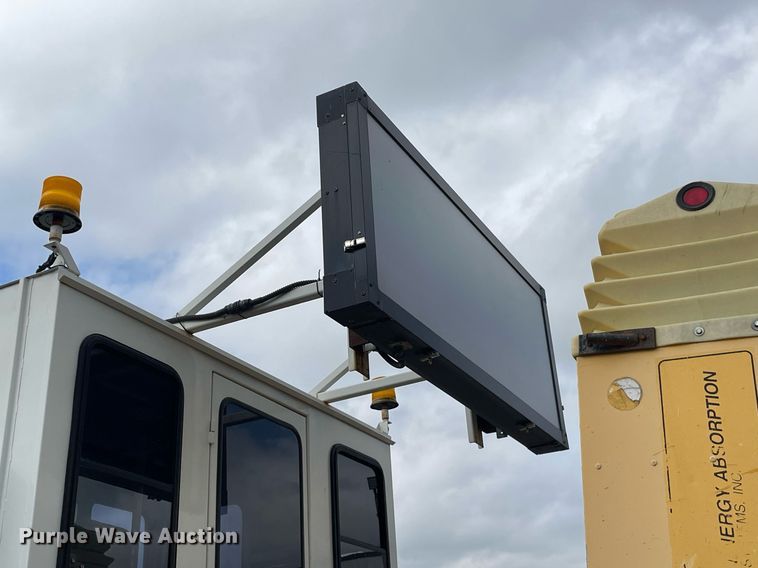 image for item NX9871 1998 Chevrolet T8500  paint striper truck