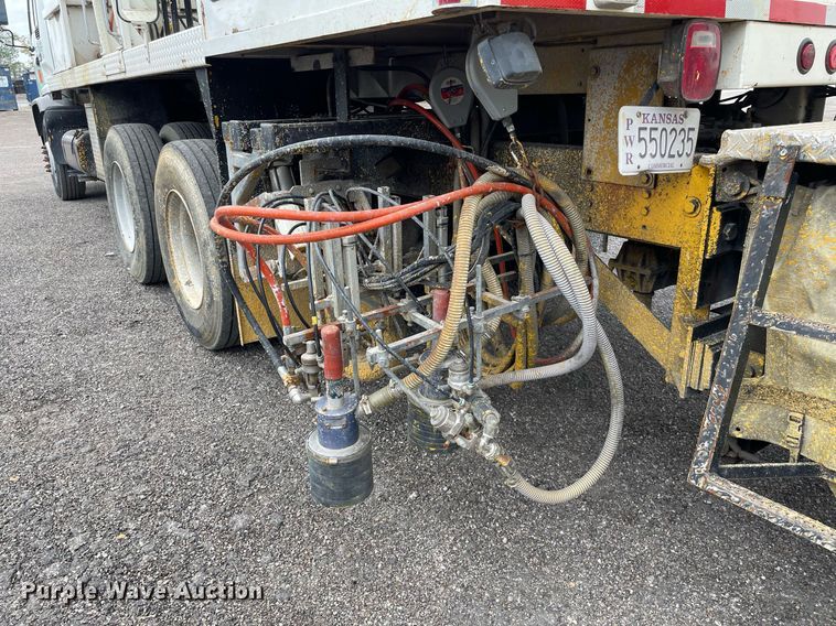 image for item NX9871 1998 Chevrolet T8500  paint striper truck