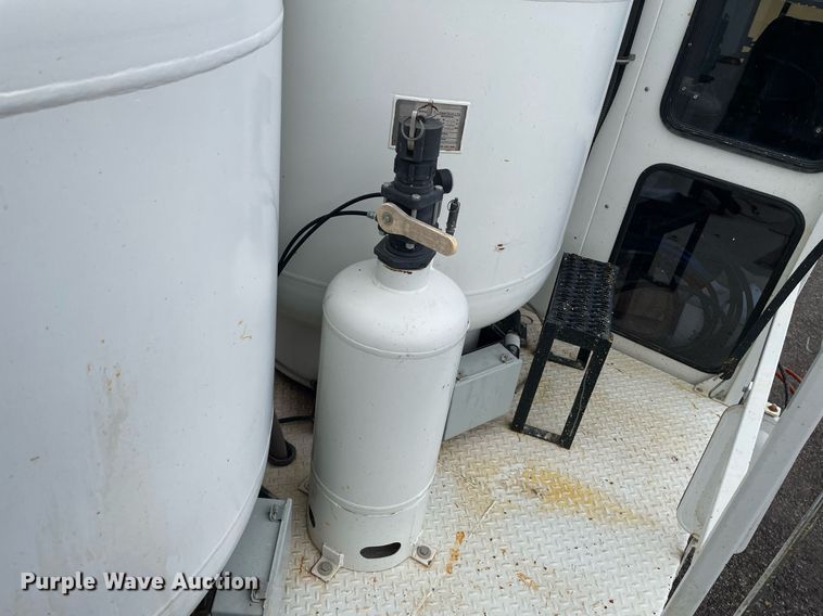 image for item NX9871 1998 Chevrolet T8500  paint striper truck