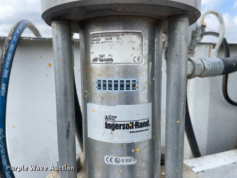 image for item NX9871 1998 Chevrolet T8500  paint striper truck