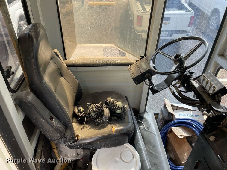 image for item NX9871 1998 Chevrolet T8500  paint striper truck