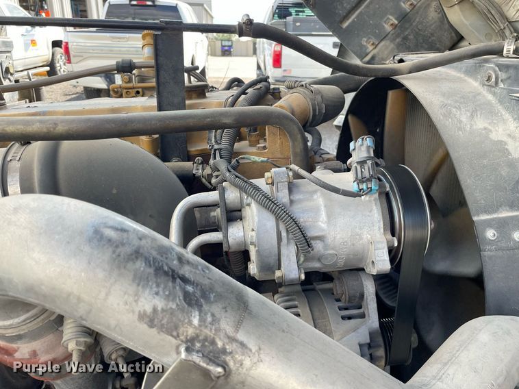 image for item NX9871 1998 Chevrolet T8500  paint striper truck