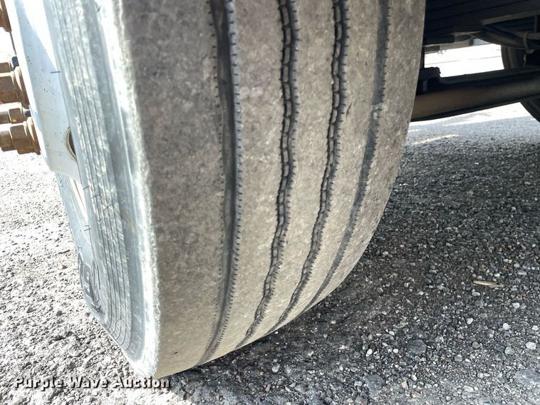 image for item NX9871 1998 Chevrolet T8500  paint striper truck