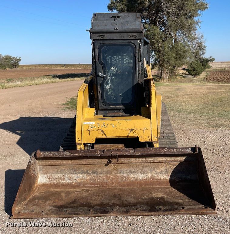 image for item NX9883 ASV RC100  tracked skid steer loader