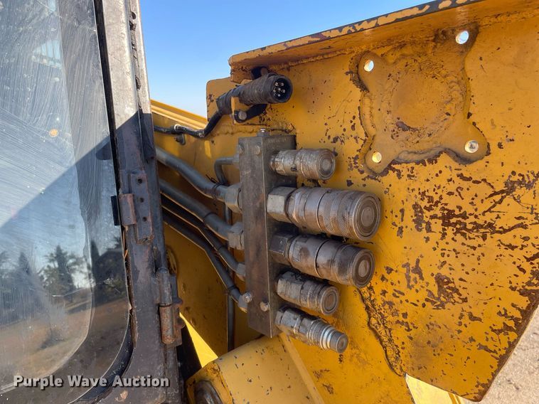 image for item NX9883 ASV RC100  tracked skid steer loader