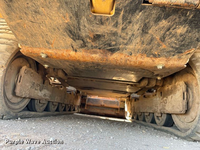 image for item NX9883 ASV RC100  tracked skid steer loader