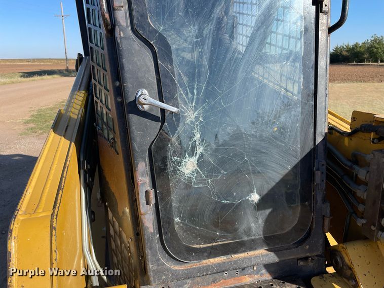 image for item NX9883 ASV RC100  tracked skid steer loader