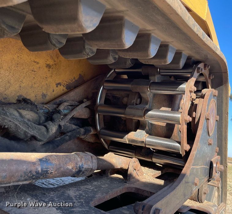 image for item NX9883 ASV RC100  tracked skid steer loader