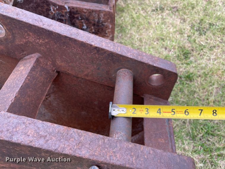 image for item NX9896 Excavator attachments