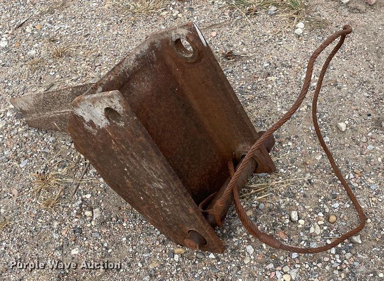 image for item NX9896 Excavator attachments