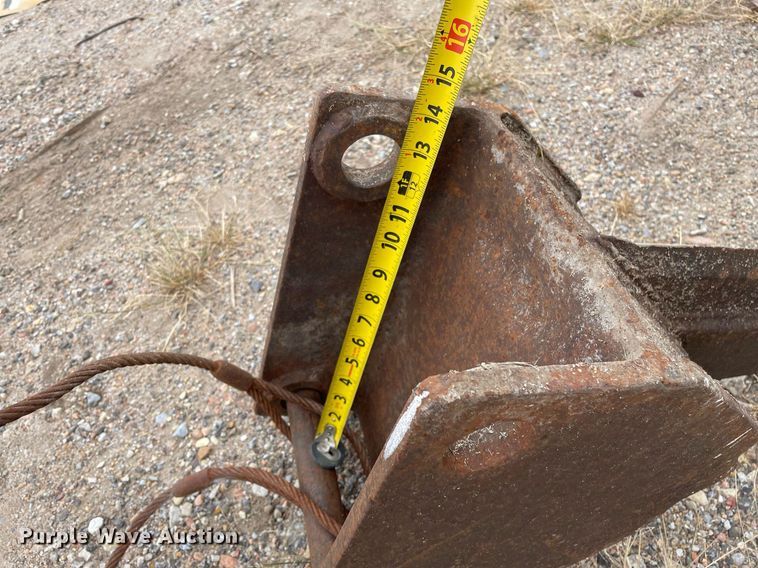 image for item NX9896 Excavator attachments