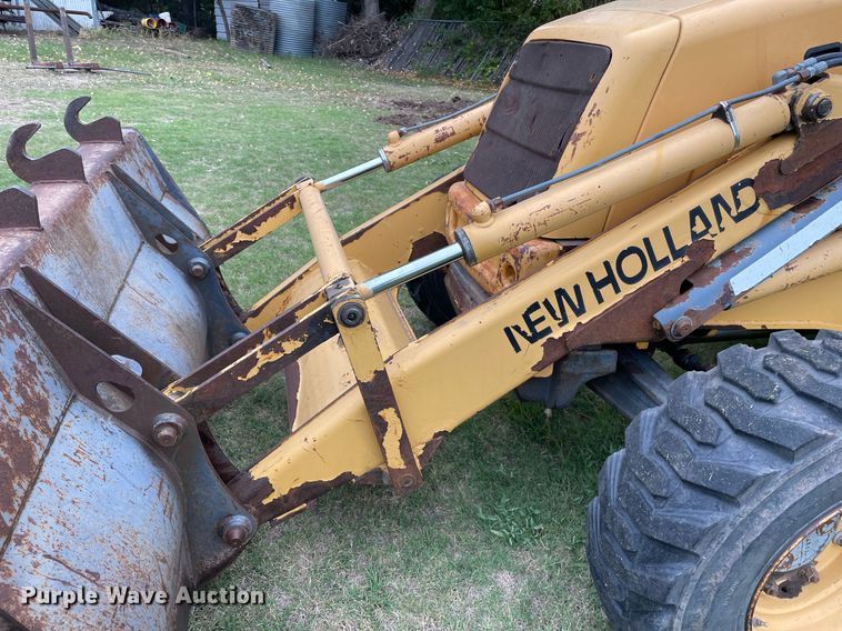 image for item NX9898 New Holland 555E  backhoe