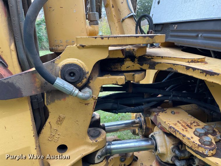 image for item NX9898 New Holland 555E  backhoe