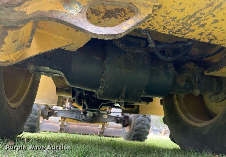 image for item NX9898 New Holland 555E  backhoe