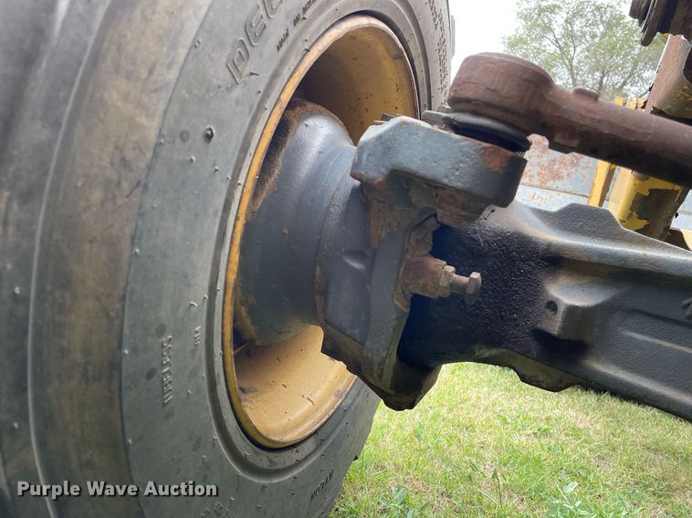 image for item NX9898 New Holland 555E  backhoe