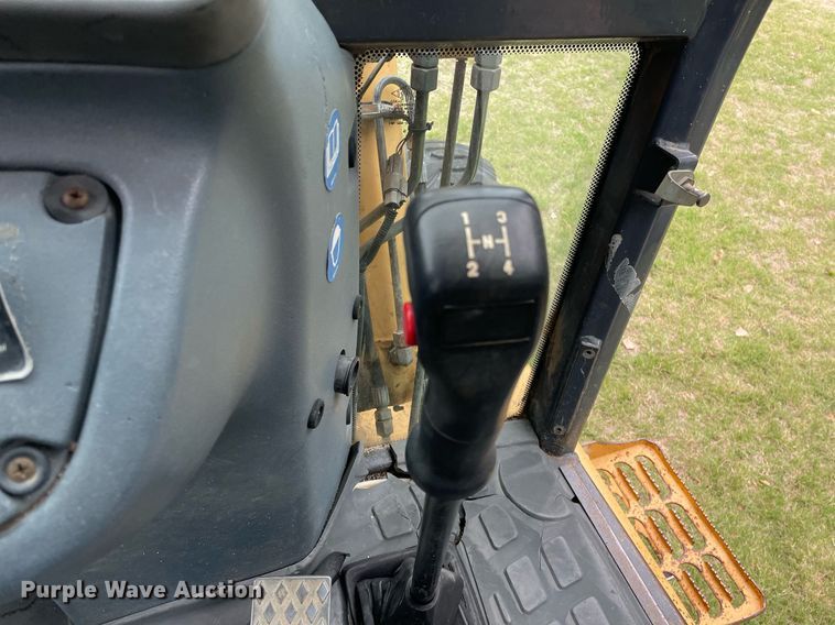 image for item NX9898 New Holland 555E  backhoe