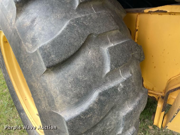 image for item NX9898 New Holland 555E  backhoe