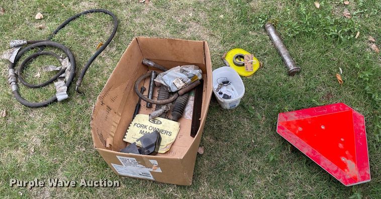 image for item NX9898 New Holland 555E  backhoe