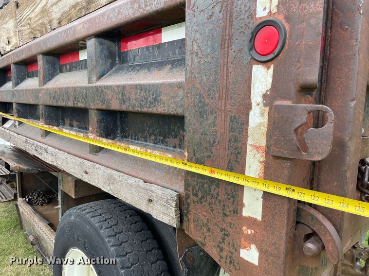 image for item NX9899 1996 International 4700  dump truck