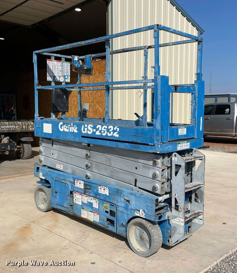 image for item NY9972 2014 Genie GS-2632  scissor lift