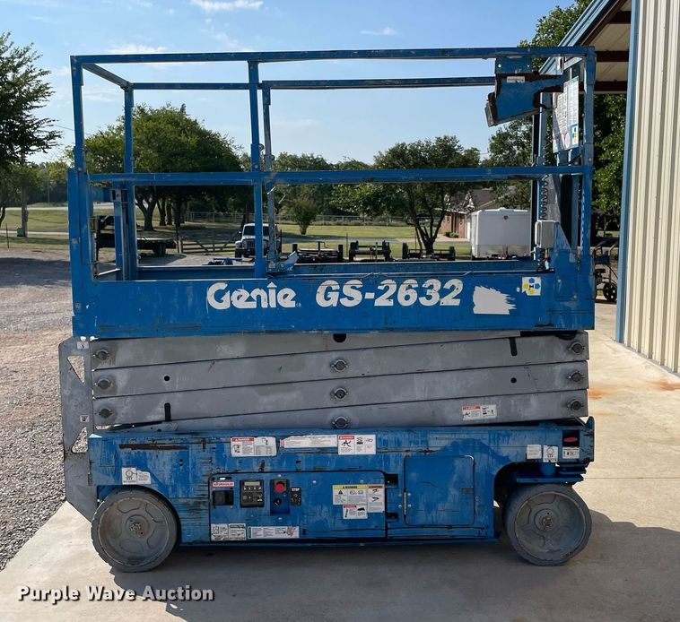image for item NY9972 2014 Genie GS-2632  scissor lift