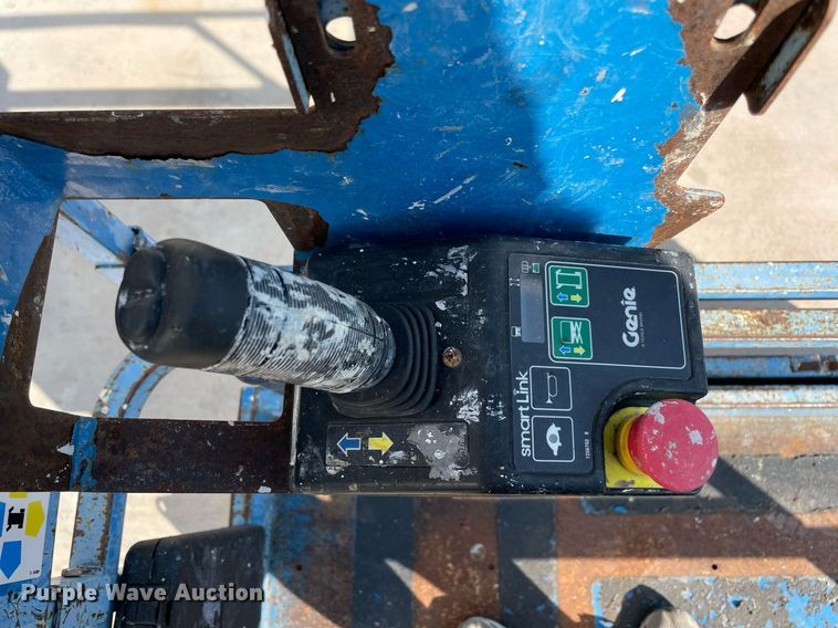 image for item NY9972 2014 Genie GS-2632  scissor lift