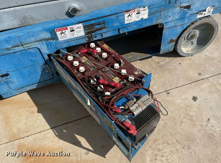 image for item NY9972 2014 Genie GS-2632  scissor lift