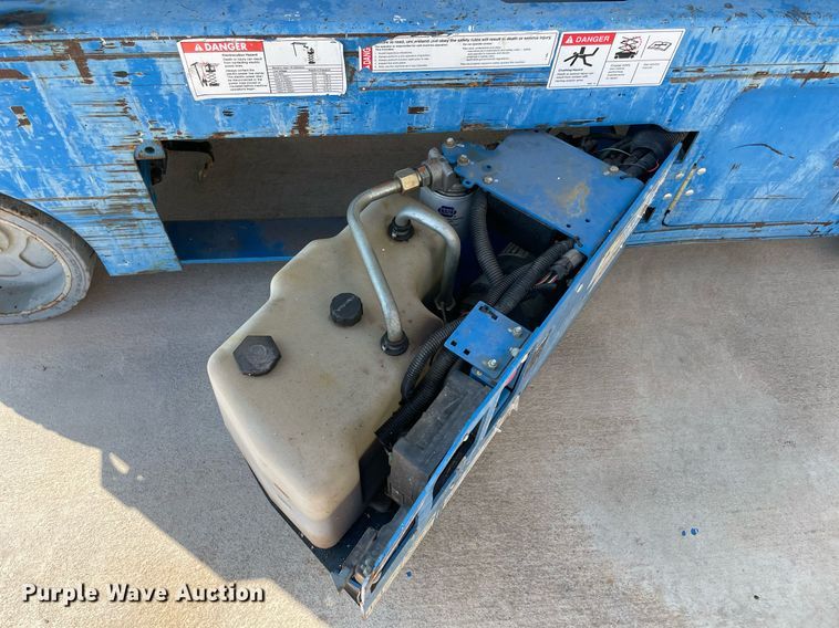 image for item NY9972 2014 Genie GS-2632  scissor lift