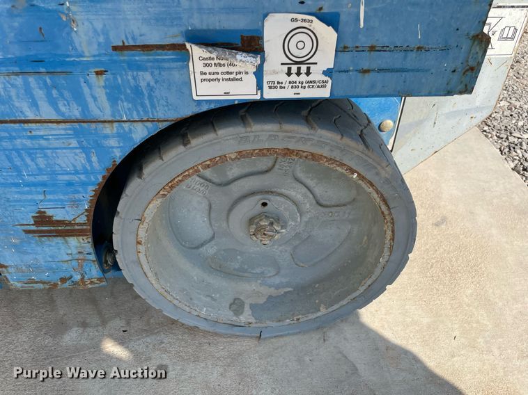 image for item NY9972 2014 Genie GS-2632  scissor lift