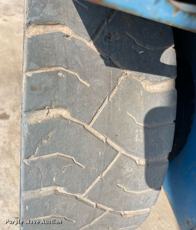 image for item NY9972 2014 Genie GS-2632  scissor lift