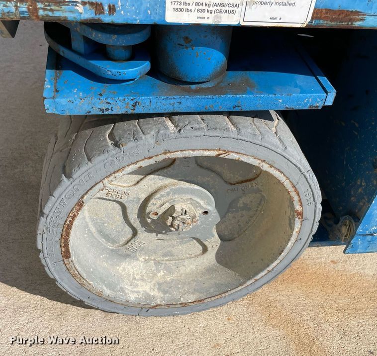 image for item NY9972 2014 Genie GS-2632  scissor lift