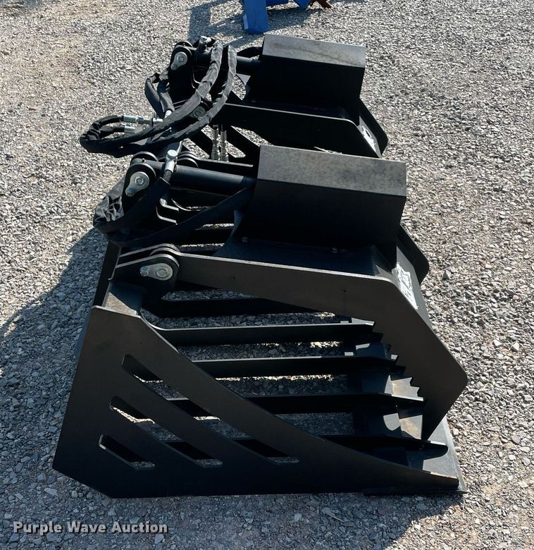 image for item NY9974 72" W skid steer grapple bucket