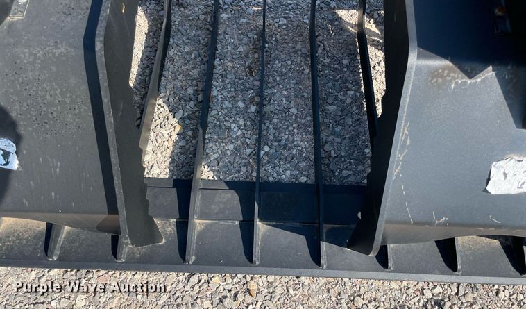 image for item NY9974 72" W skid steer grapple bucket