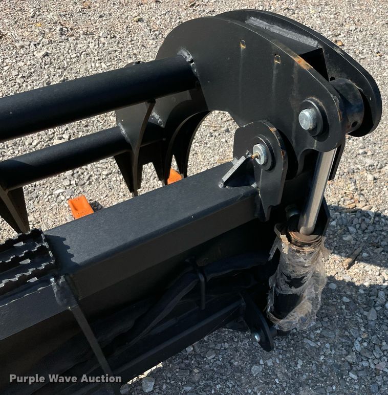 image for item NY9976 78" W skid steer grapple bucket